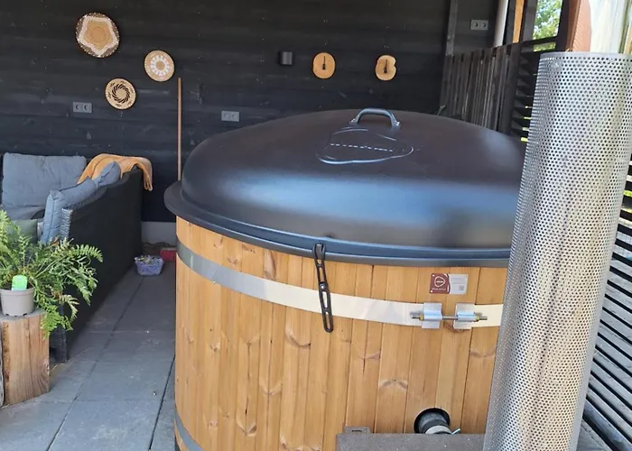 Bed & Breakfast Achter Ons